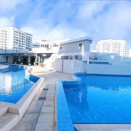 Caesar Saturn Trikomo