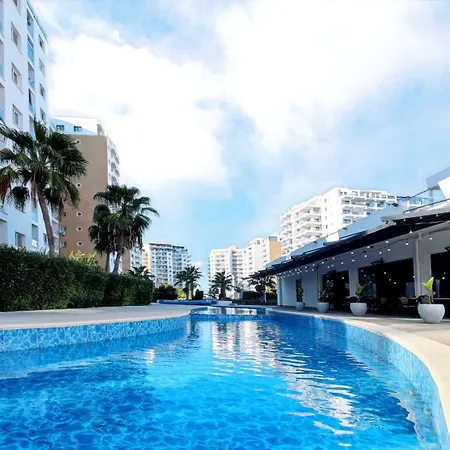 Apartment Caesar Saturn *