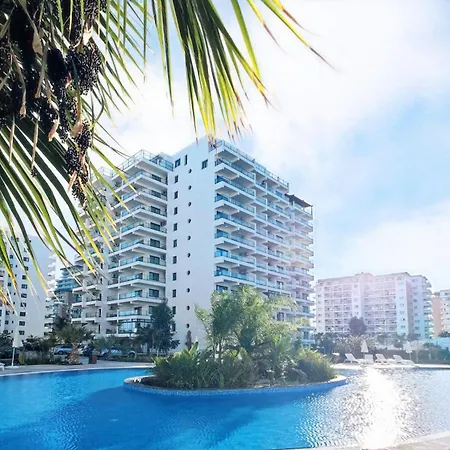 Caesar Saturn Apartment