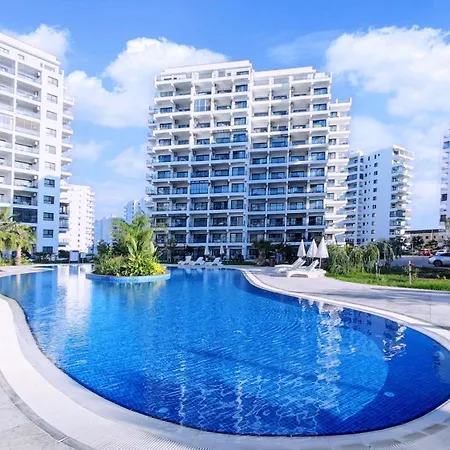 Caesar Saturn Apartment