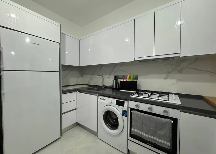 Apartament Caesar Saturn Trikomo